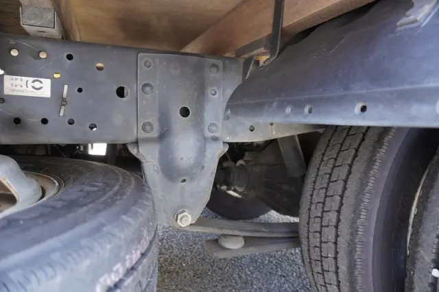 いすゞ エルフ TKG-NJR85A(2WD)の写真12