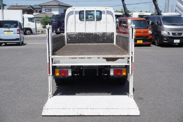 いすゞ エルフ TKG-NJR85A(2WD)の写真18