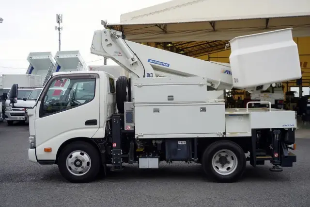 日野 デュトロ TKG-XZU600X(2WD)の写真3