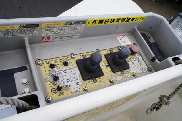 日野 デュトロ TKG-XZU600X(2WD)の写真29