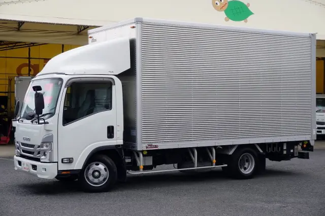 いすゞ エルフ 2RG-NPR88AN(2WD)の写真1