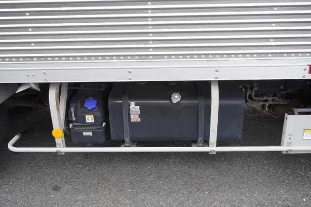 いすゞ エルフ 2RG-NPR88AN(2WD)の写真32