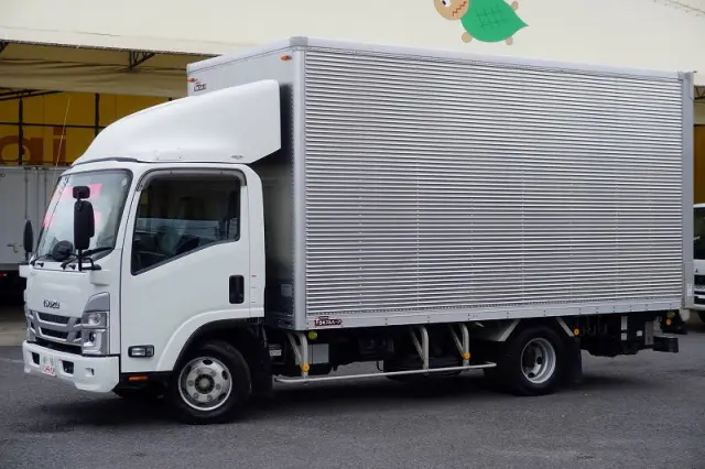いすゞ エルフ 2RG-NPR88AN(2WD)の写真1