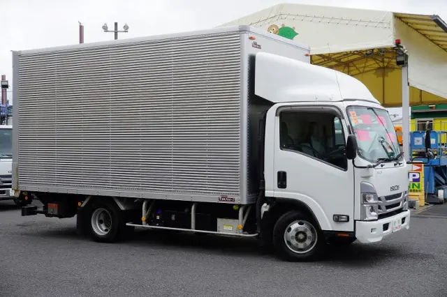 いすゞ エルフ 2RG-NPR88AN(2WD)の写真6