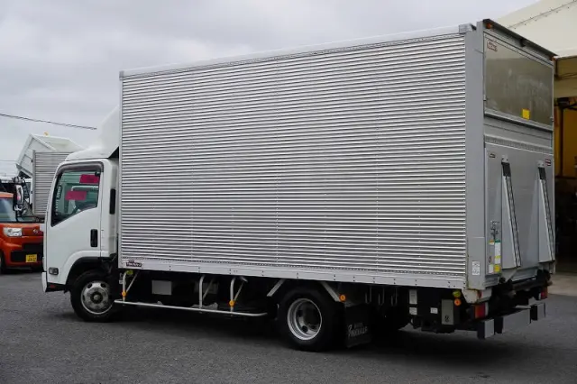 いすゞ エルフ 2RG-NPR88AN(2WD)の写真7