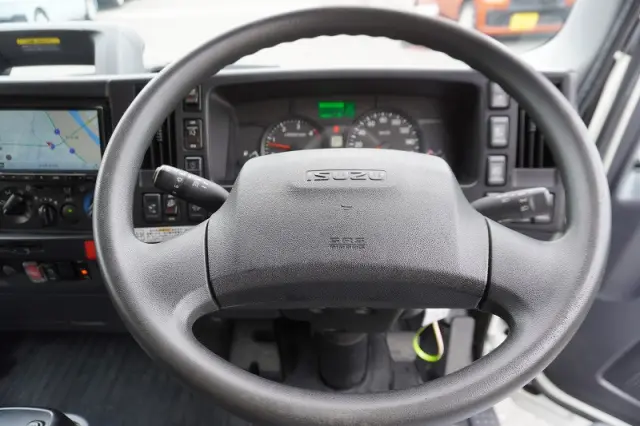 いすゞ エルフ 2RG-NPR88AN(2WD)の写真33