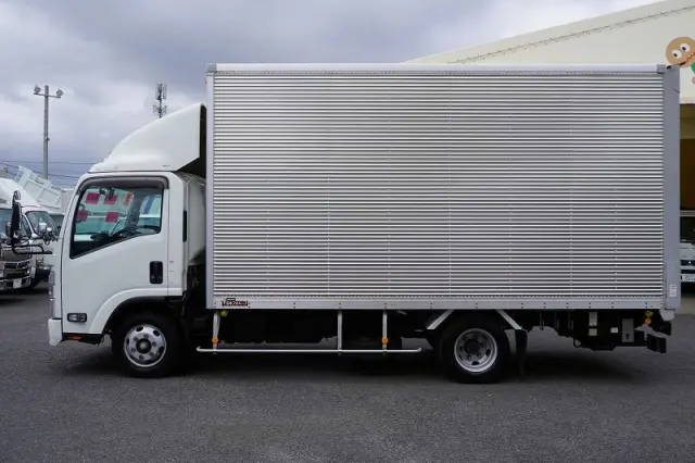 いすゞ エルフ 2RG-NPR88AN(2WD)の写真3