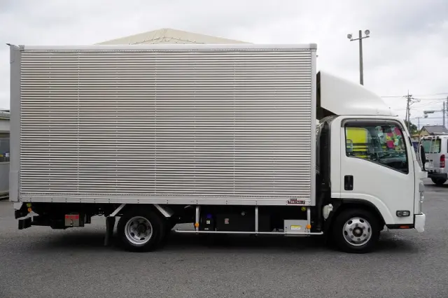 いすゞ エルフ 2RG-NPR88AN(2WD)の写真5