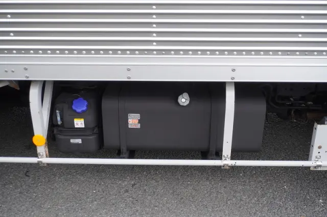 いすゞ エルフ 2RG-NPR88AN(2WD)の写真28