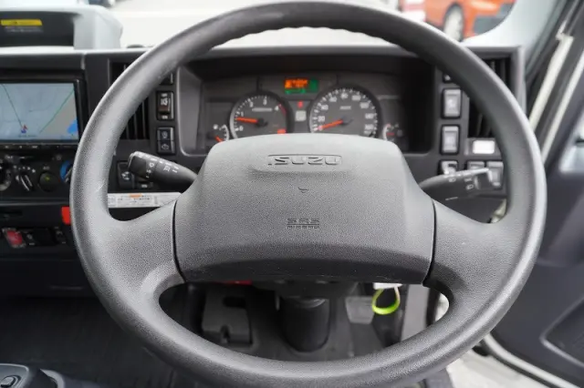 いすゞ エルフ 2RG-NPR88AN(2WD)の写真29