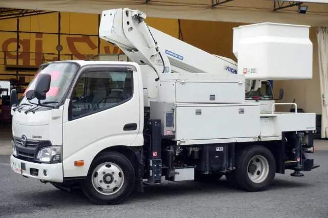 日野 デュトロ TKG-XZU600X(2WD)の写真1