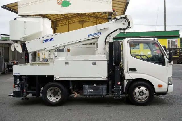 日野 デュトロ TKG-XZU600X(2WD)の写真5