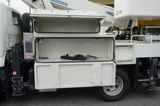 日野 デュトロ TKG-XZU600X(2WD)の写真17