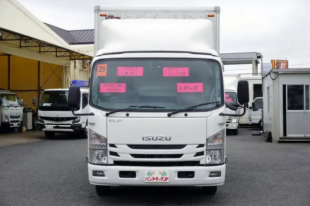 いすゞ エルフ TPG-NNR85AN(2WD)の写真2