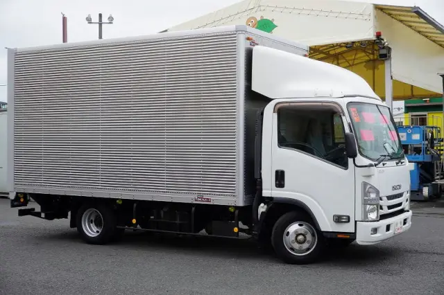 いすゞ エルフ TPG-NNR85AN(2WD)の写真6