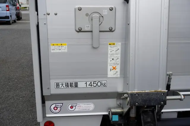 いすゞ エルフ TPG-NNR85AN(2WD)の写真30