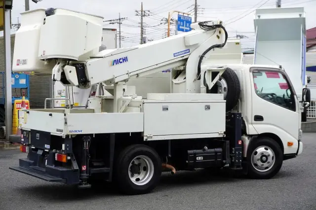 日野 デュトロ TKG-XZU600X(2WD)の写真8