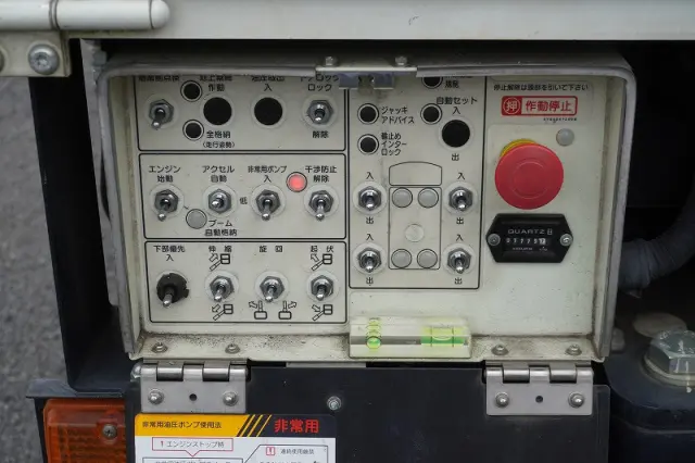日野 デュトロ TKG-XZU600X(2WD)の写真32