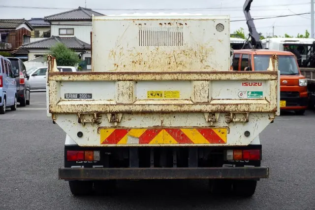 いすゞ エルフ TKG-NPR85YN(2WD)の写真4