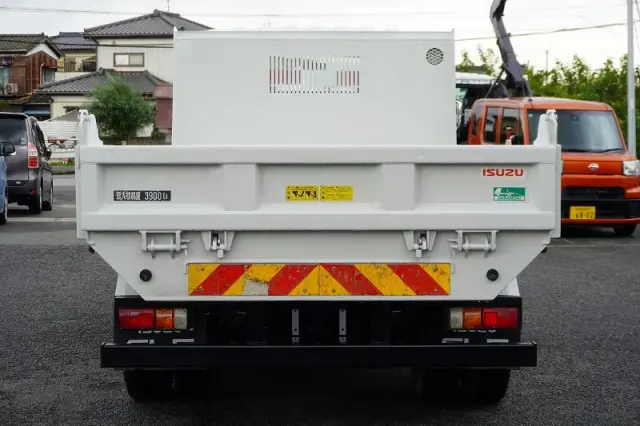 いすゞ エルフ TKG-NPR85YN(2WD)の写真4