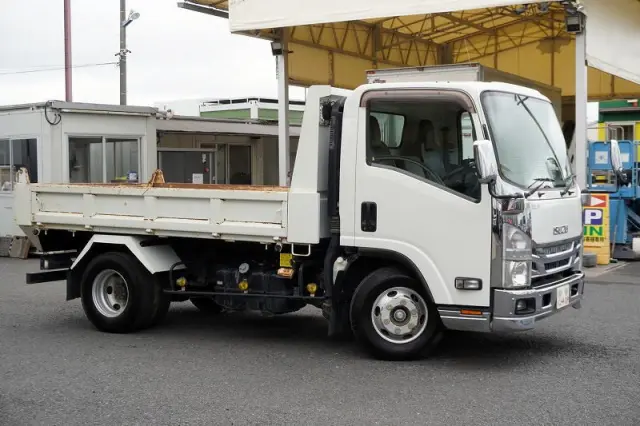 いすゞ エルフ TKG-NPR85YN(2WD)の写真6