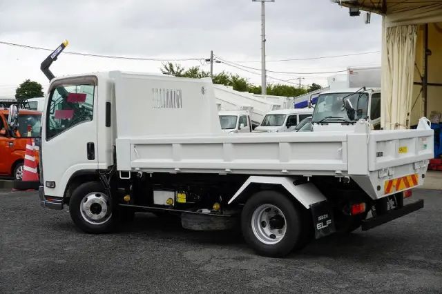 いすゞ エルフ TKG-NPR85YN(2WD)の写真7