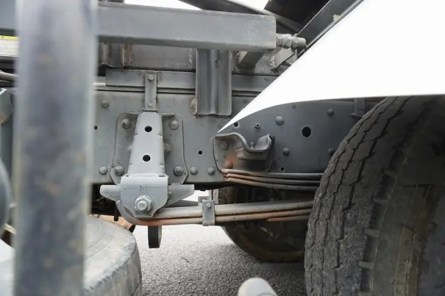 いすゞ エルフ TKG-NPR85YN(2WD)の写真12