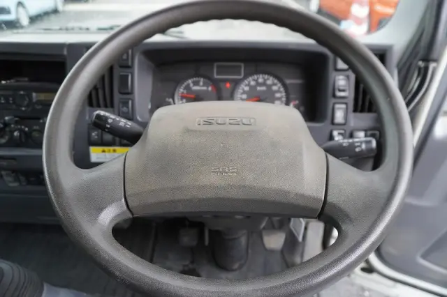 いすゞ エルフ TKG-NPR85YN(2WD)の写真30