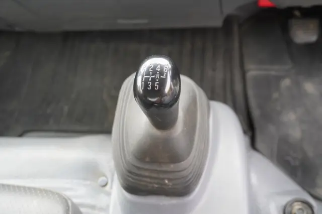 いすゞ エルフ TKG-NPR85YN(2WD)の写真31