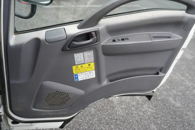 いすゞ エルフ TKG-NPR85YN(2WD)の写真34