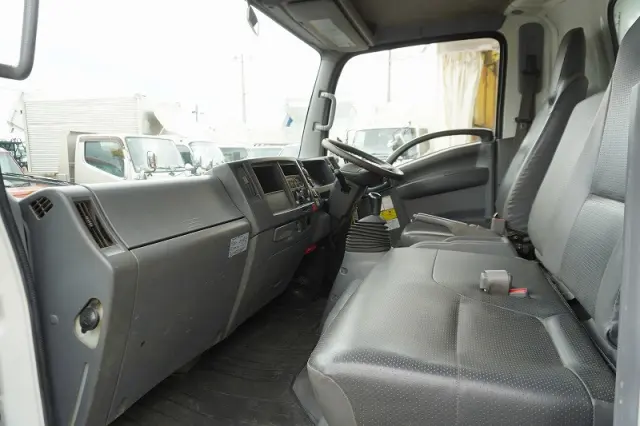 いすゞ エルフ TKG-NPR85YN(2WD)の写真37