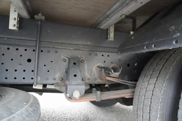 いすゞ エルフ 2RG-NPR88AN(2WD)の写真12