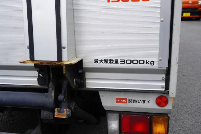 いすゞ エルフ 2RG-NPR88AN(2WD)の写真31