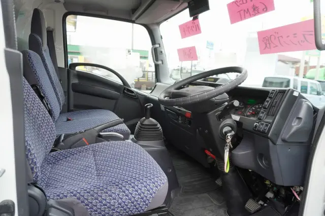 いすゞ エルフ 2RG-NPR88AN(2WD)の写真42