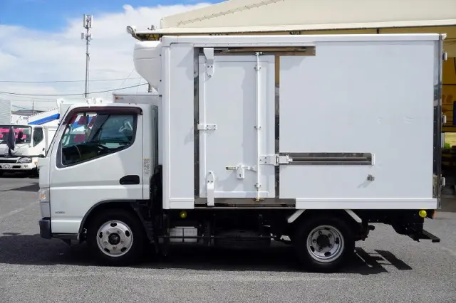 三菱 キャンター TPG-FBA50(2WD)の写真3