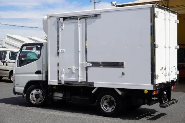 三菱 キャンター TPG-FBA50(2WD)の写真7