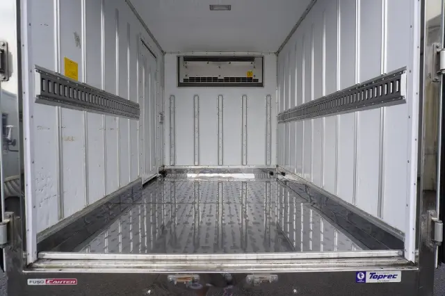 三菱 キャンター TPG-FBA50(2WD)の写真20