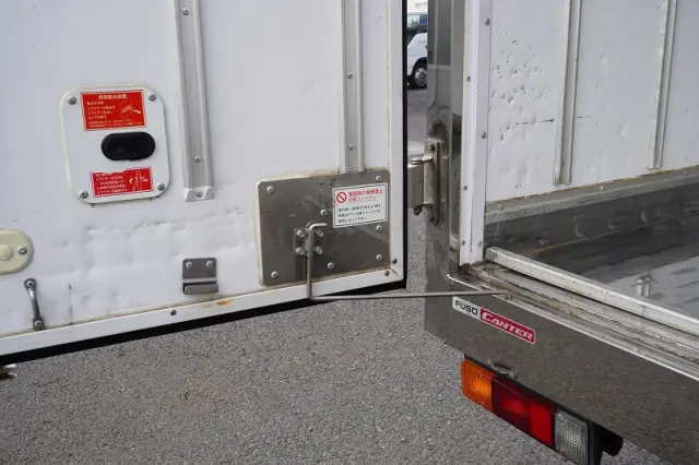 三菱 キャンター TPG-FBA50(2WD)の写真25
