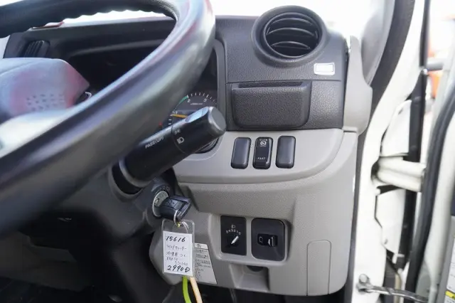 三菱 キャンター TPG-FBA50(2WD)の写真33