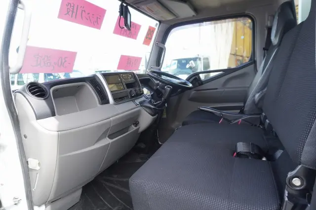 三菱 キャンター TPG-FBA50(2WD)の写真37
