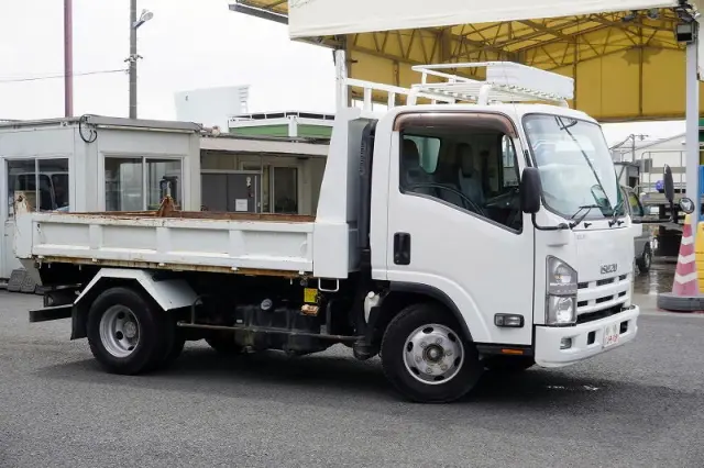 いすゞ エルフ SKG-NPR85YN(2WD)の写真6