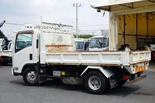 いすゞ エルフ SKG-NPR85YN(2WD)の写真7