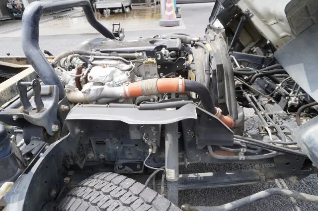 いすゞ エルフ SKG-NPR85YN(2WD)の写真15