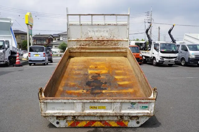 いすゞ エルフ SKG-NPR85YN(2WD)の写真18