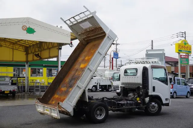 いすゞ エルフ SKG-NPR85YN(2WD)の写真26