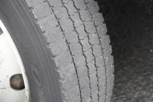 いすゞ フォワード 2RG-FRR90S2(2WD)の写真10