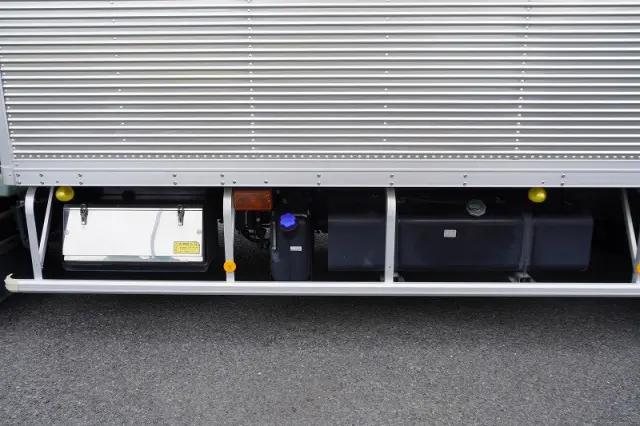 いすゞ フォワード 2RG-FRR90S2(2WD)の写真19
