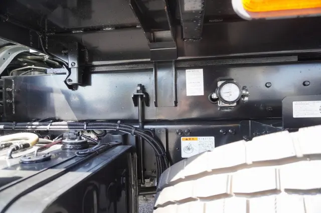 三菱 ファイター 2KG-FK62FZ(2WD)の写真12