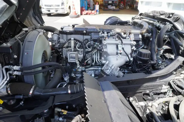 三菱 ファイター 2KG-FK62FZ(2WD)の写真14