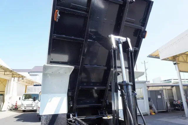 三菱 ファイター 2KG-FK62FZ(2WD)の写真26